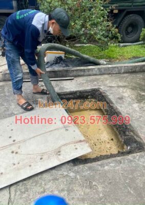 Quá trình thi công thực tế với nhiều dạng bể phốt