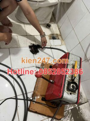 Thực trạng tắc cống, tắc bồn cầu tại khu vực Hoàn Kiếm