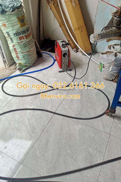 thông tắc cống tại đường láng