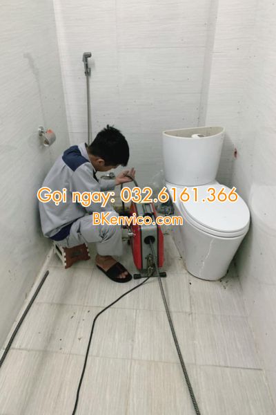 thông tắc cống tại lê văn lương