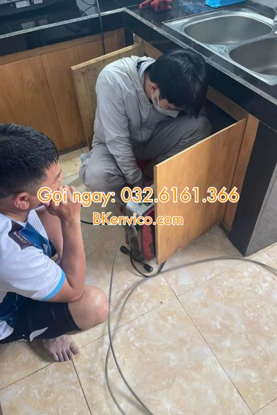 thông tắc cống tại lê văn lương