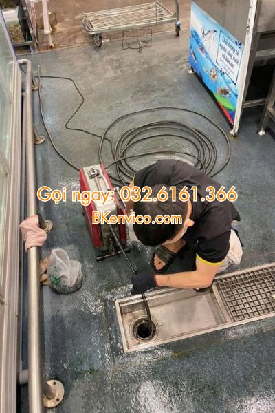 thông tắc cống tại xuân thủy