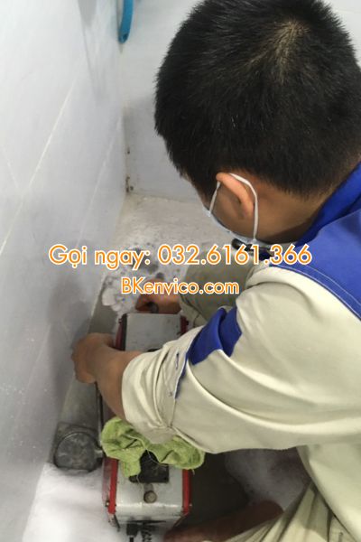 thông cống nghẹt quận 5